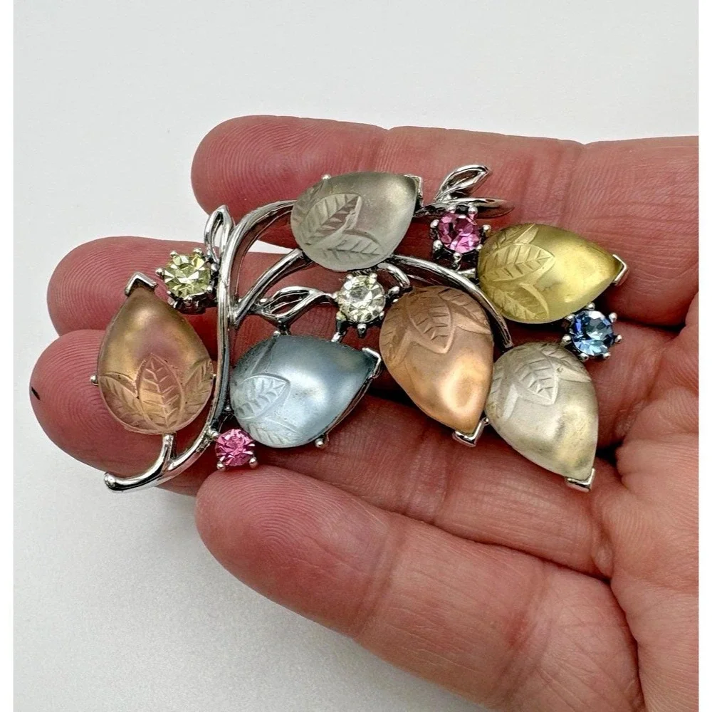 Lisner Jewelry vintage lisner